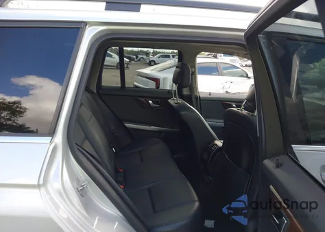 2012 Mercedes-Benz Glk 350 4Matic z USA, uszkodzony, nr VIN WDCGG8HB2CF925339